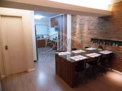 Apartamento à venda com 3 quartos, 128m² - Foto 2