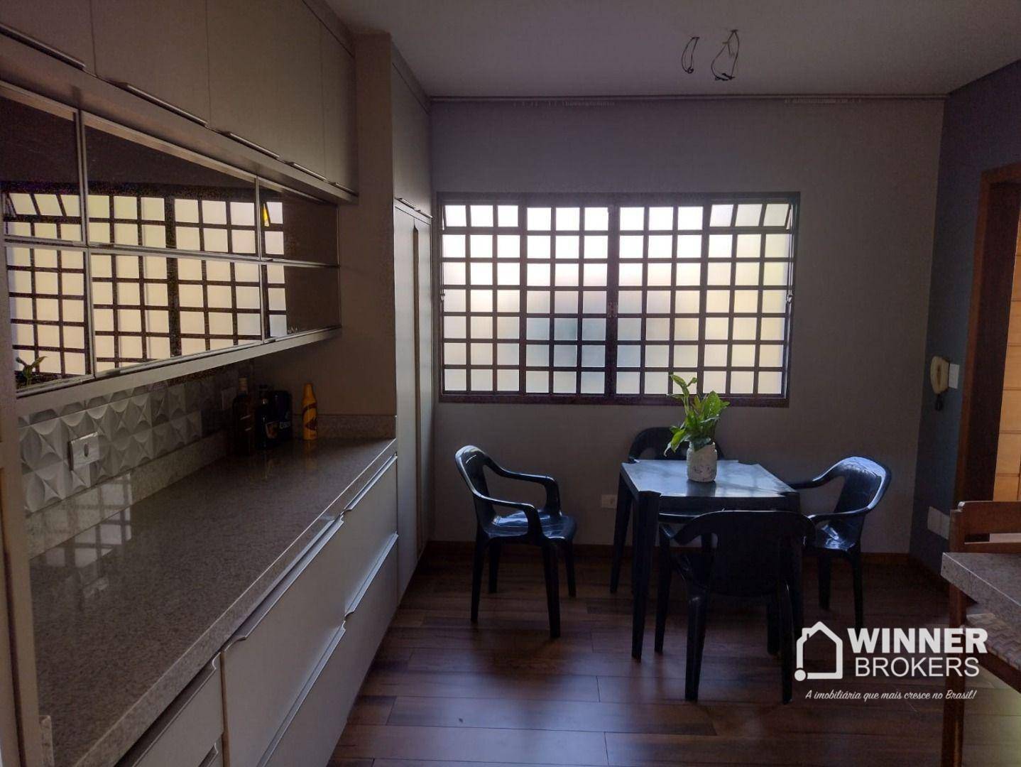 Casa, 4 quartos, 200 m² - Foto 25