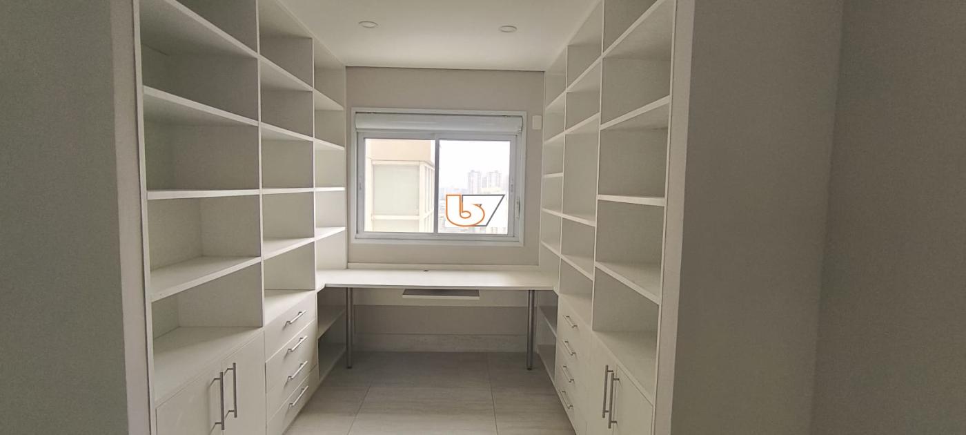 Apartamento para alugar com 3 quartos, 176m² - Foto 32