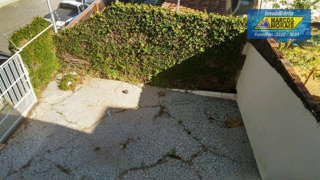 Casa à venda com 3 quartos, 200m² - Foto 28