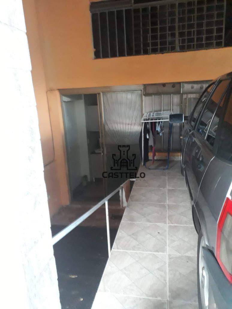 Sobrado à venda com 3 quartos, 290m² - Foto 2