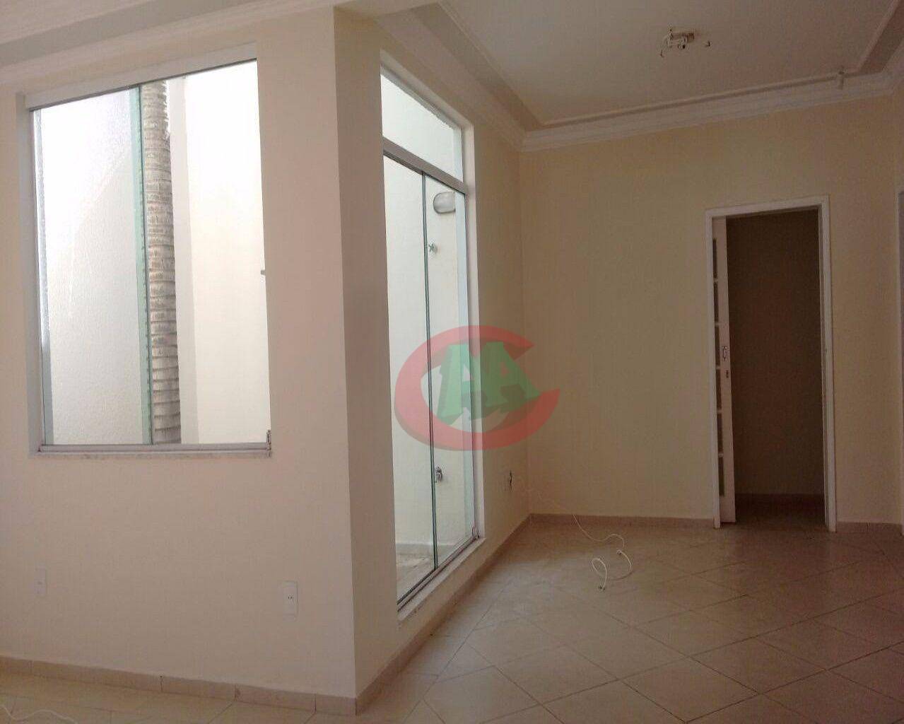 Casa à venda com 3 quartos, 207m² - Foto 6