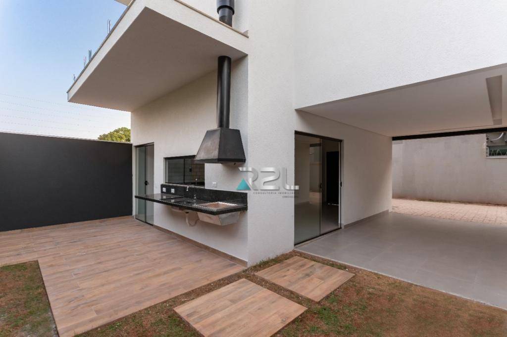 Sobrado à venda com 3 quartos, 100m² - Foto 4