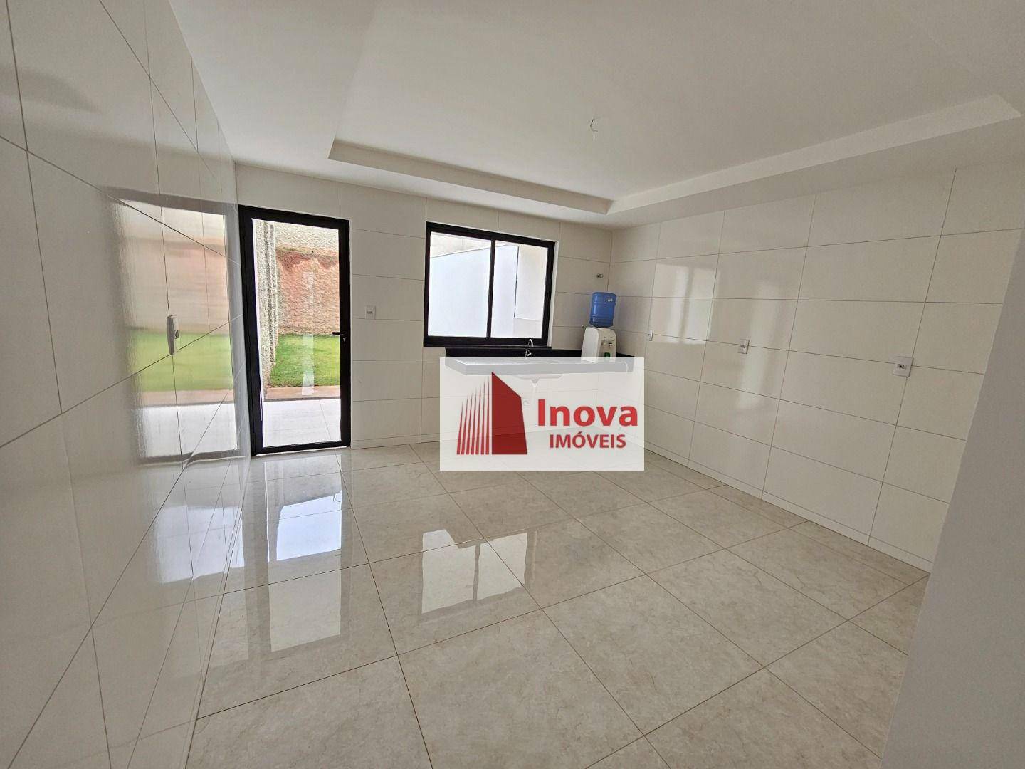 Casa à venda com 3 quartos, 130m² - Foto 10