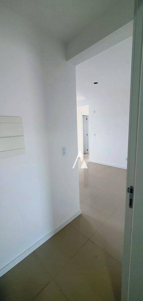 Apartamento para alugar com 2 quartos, 62m² - Foto 5