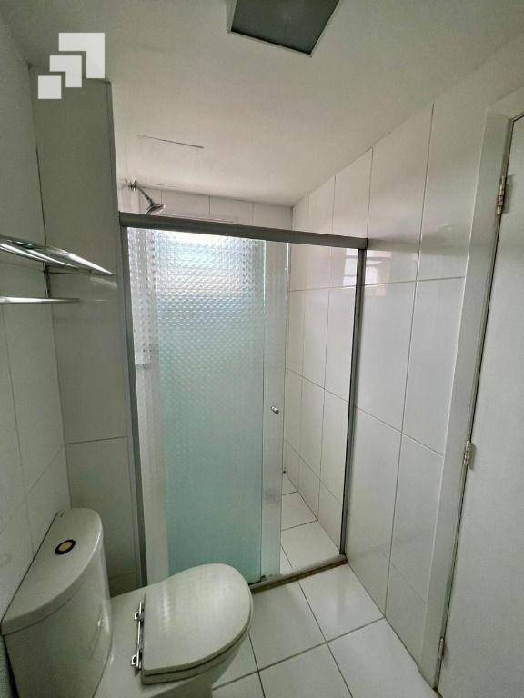 Apartamento para alugar com 4 quartos, 140m² - Foto 26