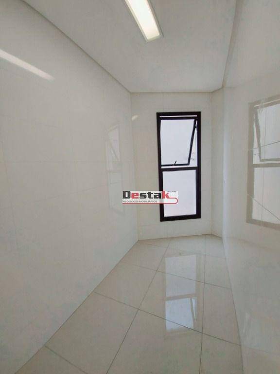 Sobrado à venda com 4 quartos, 450m² - Foto 26