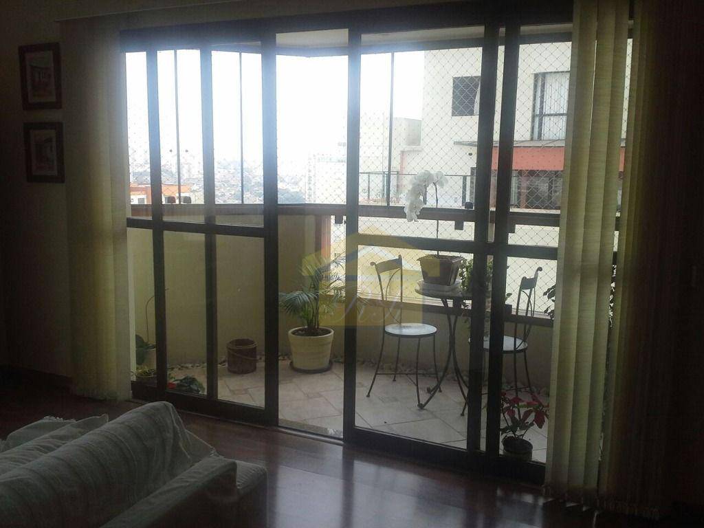 Apartamento à venda com 3 quartos, 150m² - Foto 28