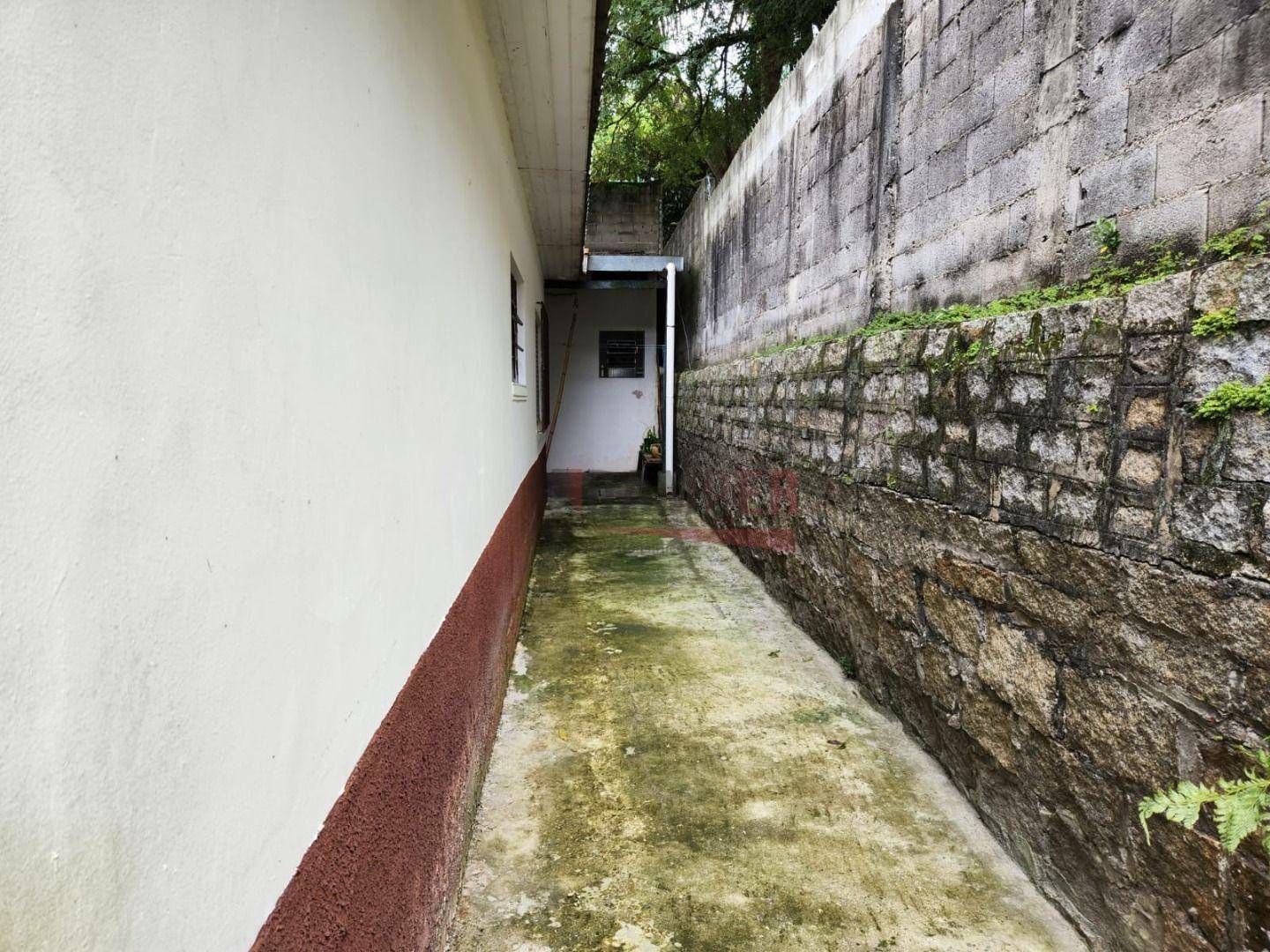 Casa para alugar com 6 quartos, 2112m² - Foto 4