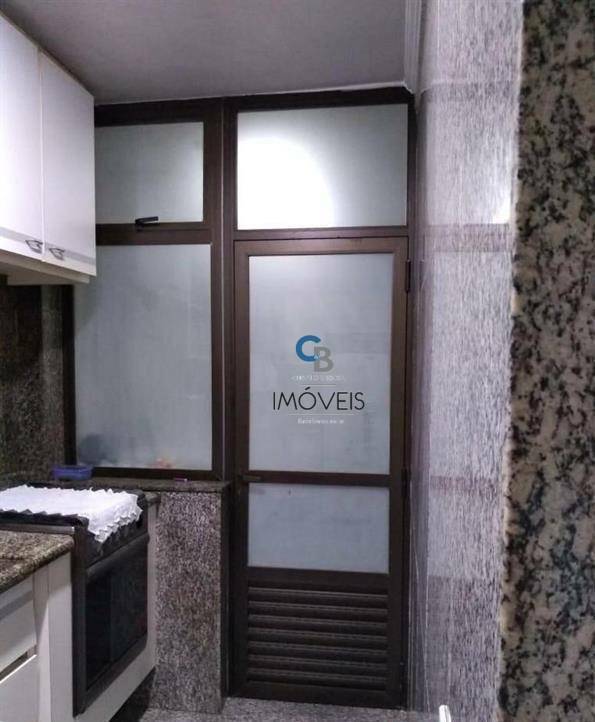 Apartamento à venda com 3 quartos, 85m² - Foto 22