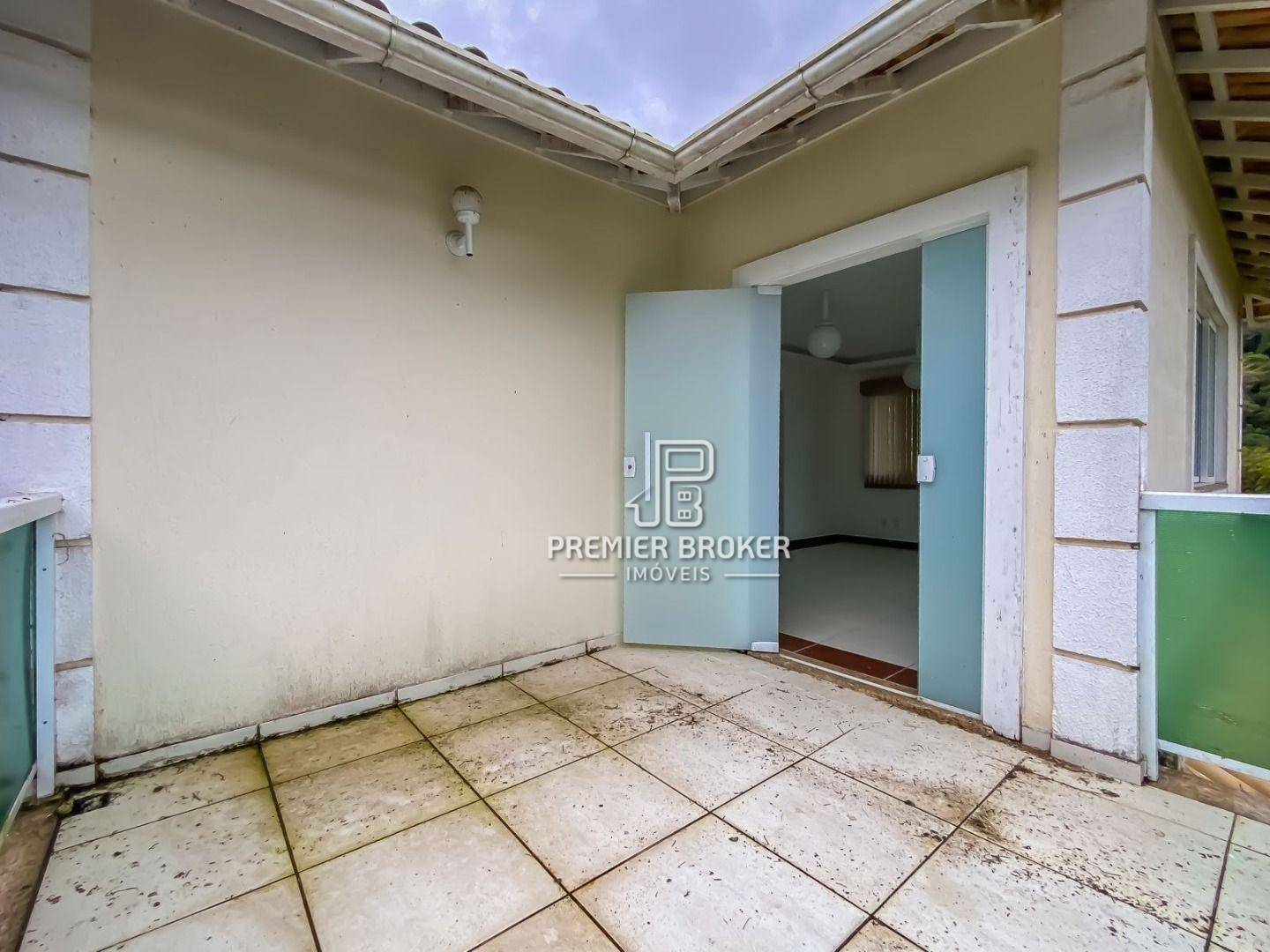 Casa de Condomínio à venda com 4 quartos, 205m² - Foto 10