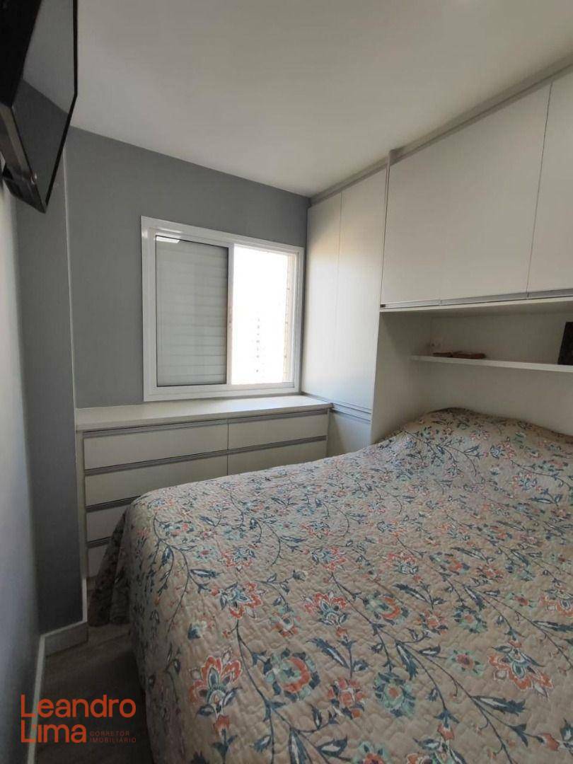 Apartamento para alugar com 2 quartos, 62m² - Foto 19