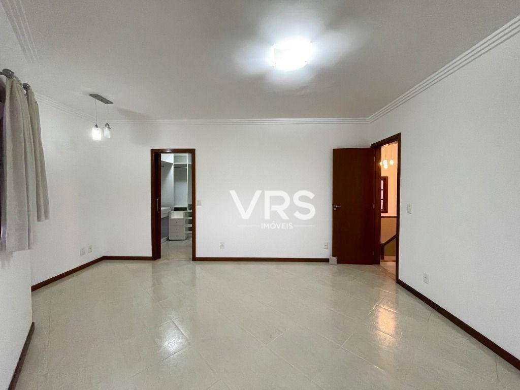 Casa à venda com 4 quartos, 195m² - Foto 24