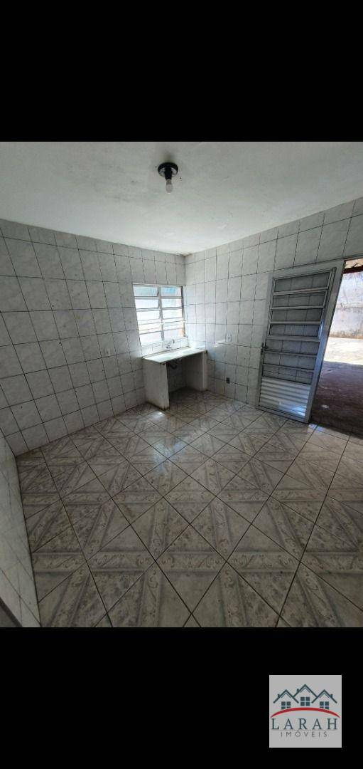 Casa à venda com 3 quartos, 100m² - Foto 11