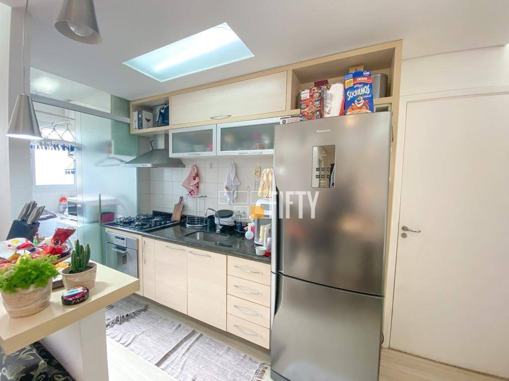 Apartamento à venda com 2 quartos, 65m² - Foto 7