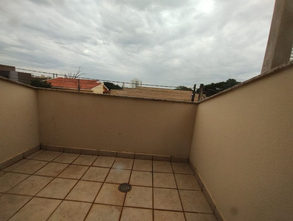 Casa à venda com 3 quartos, 250m² - Foto 29