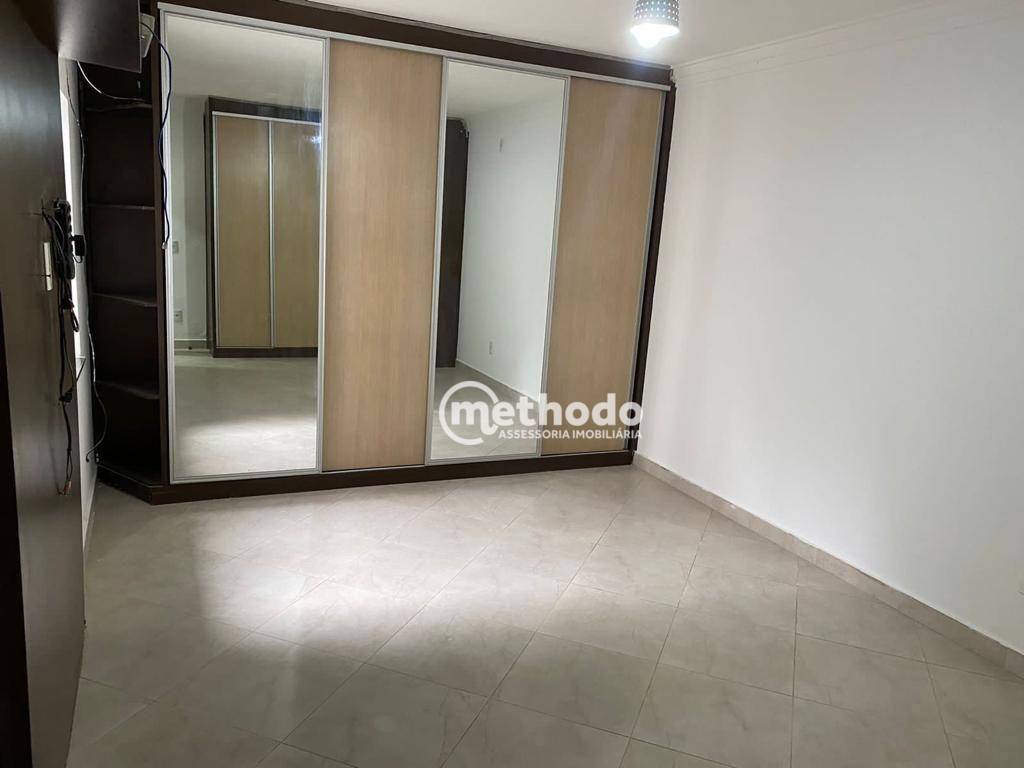 Casa à venda com 3 quartos, 209m² - Foto 3