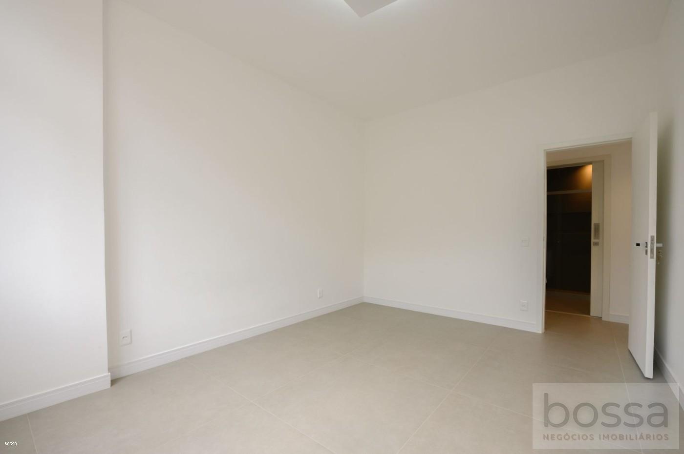 Apartamento à venda com 3 quartos, 90m² - Foto 17