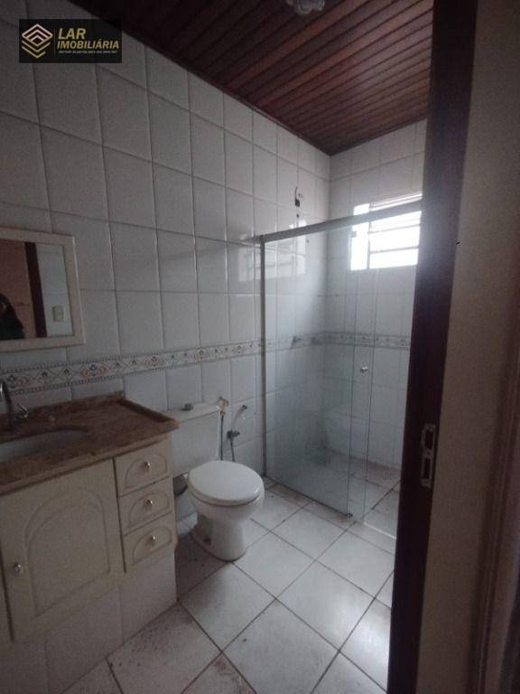 Casa à venda com 3 quartos, 231m² - Foto 19