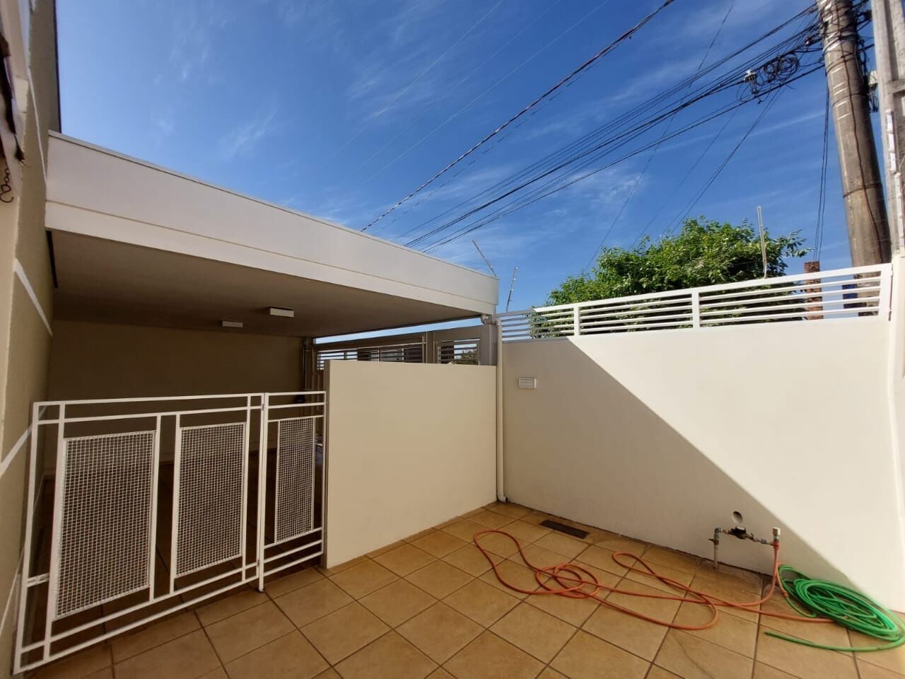 Casa para alugar com 3 quartos, 129m² - Foto 11