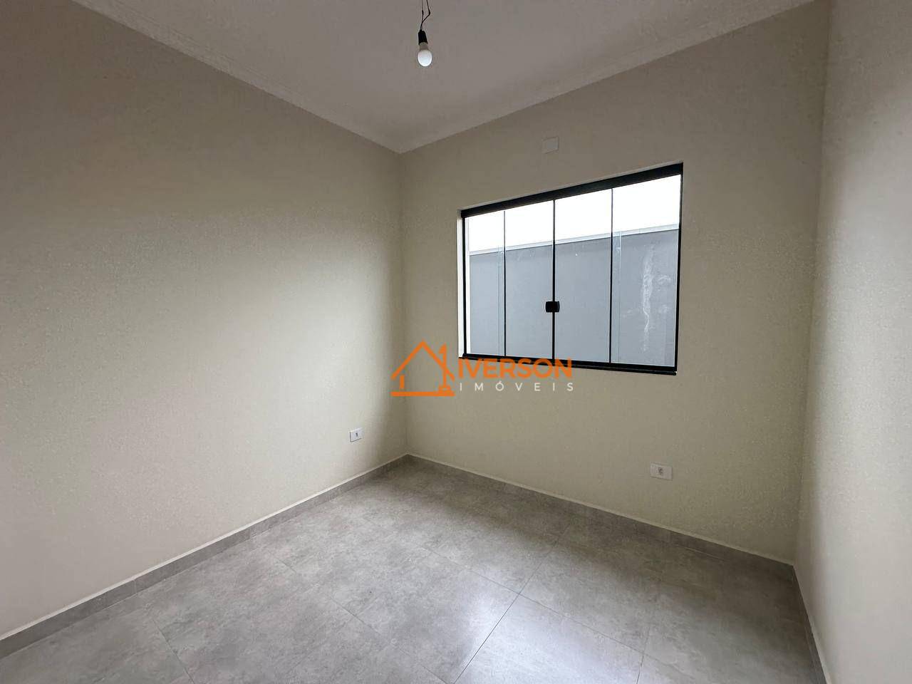 Casa à venda com 2 quartos, 72m² - Foto 6