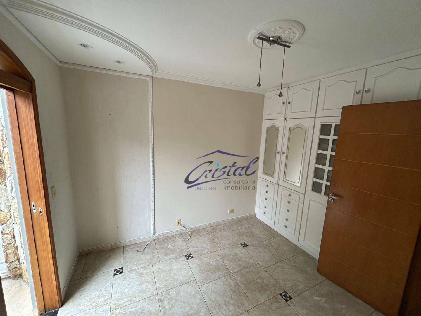 Casa à venda e aluguel com 4 quartos, 300m² - Foto 21