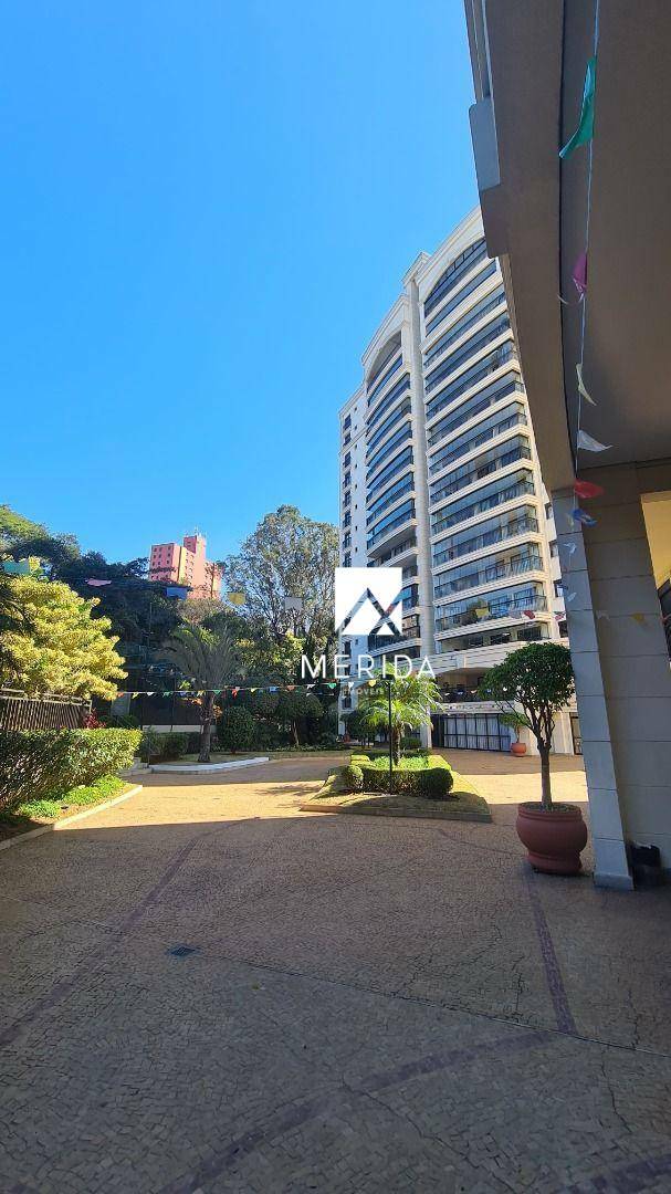 Apartamento para alugar com 3 quartos, 167m² - Foto 42