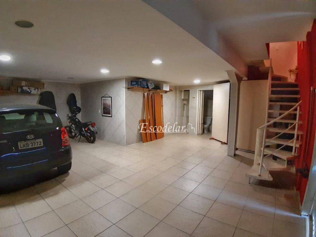 Sobrado à venda com 3 quartos, 200m² - Foto 29