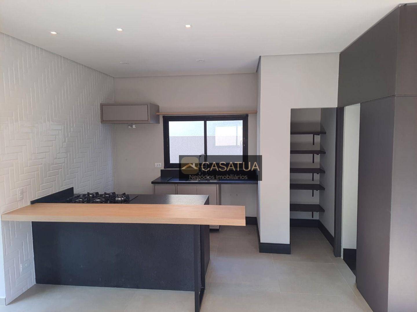 Casa à venda com 3 quartos, 232m² - Foto 11