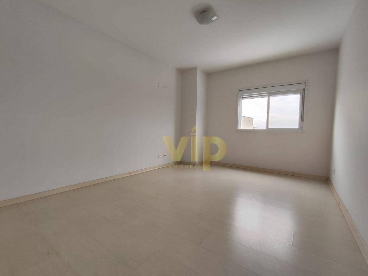 Apartamento à venda com 3 quartos, 150m² - Foto 8