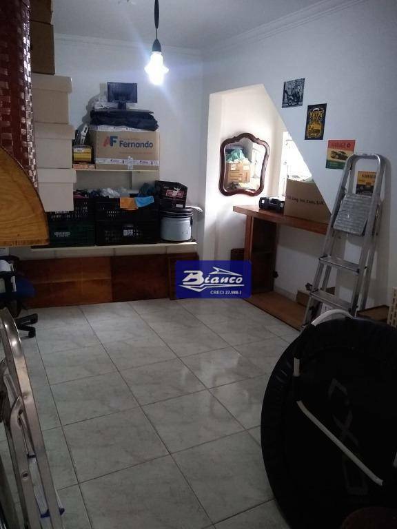 Sobrado à venda com 4 quartos, 240m² - Foto 14