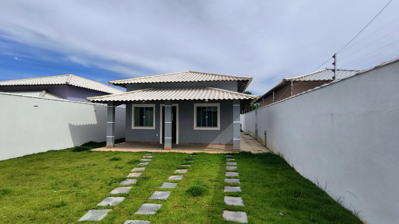 Casa à venda com 2 quartos, 300m² - Foto 1