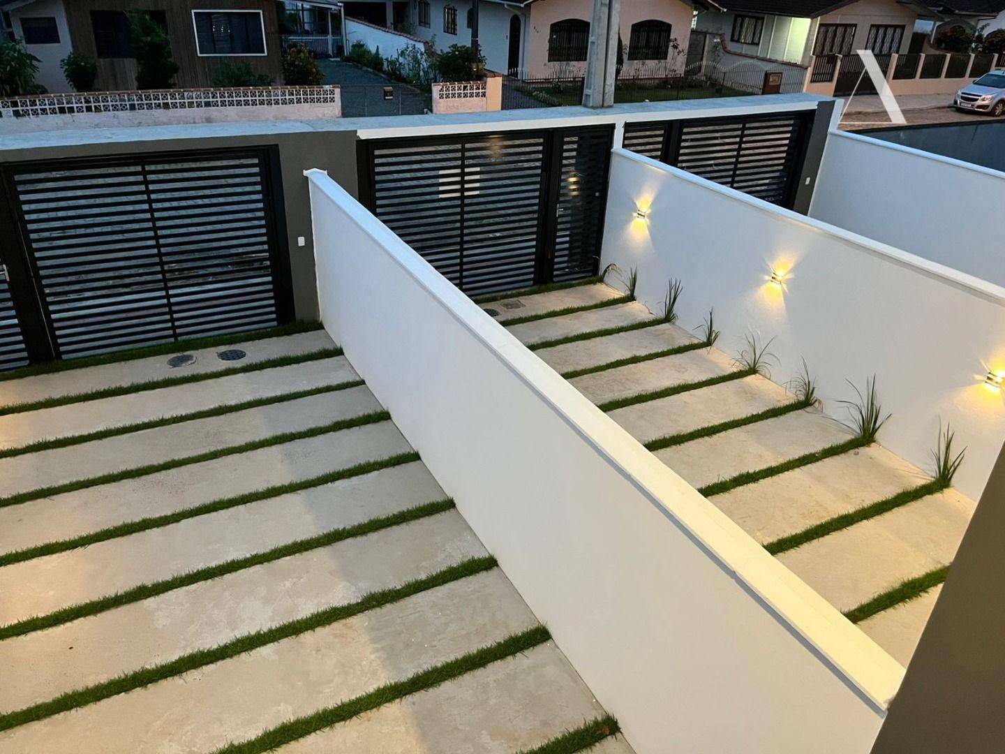 Casa à venda com 3 quartos, 108m² - Foto 3