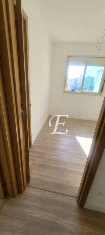 Apartamento à venda com 2 quartos, 66m² - Foto 45