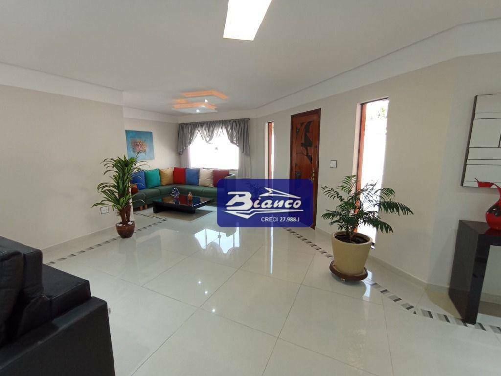 Casa à venda com 3 quartos, 261m² - Foto 15