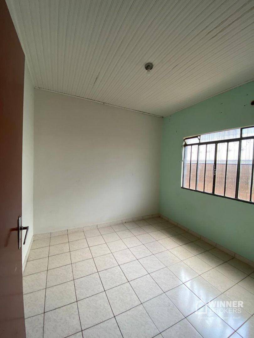 Casa à venda com 2 quartos, 59m² - Foto 4