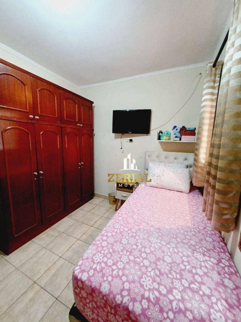 Casa à venda com 2 quartos, 160m² - Foto 2