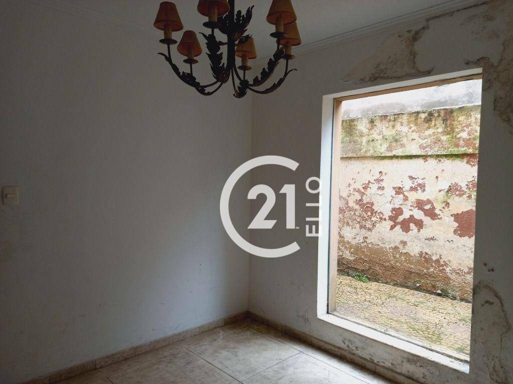 Casa à venda com 3 quartos, 290m² - Foto 8