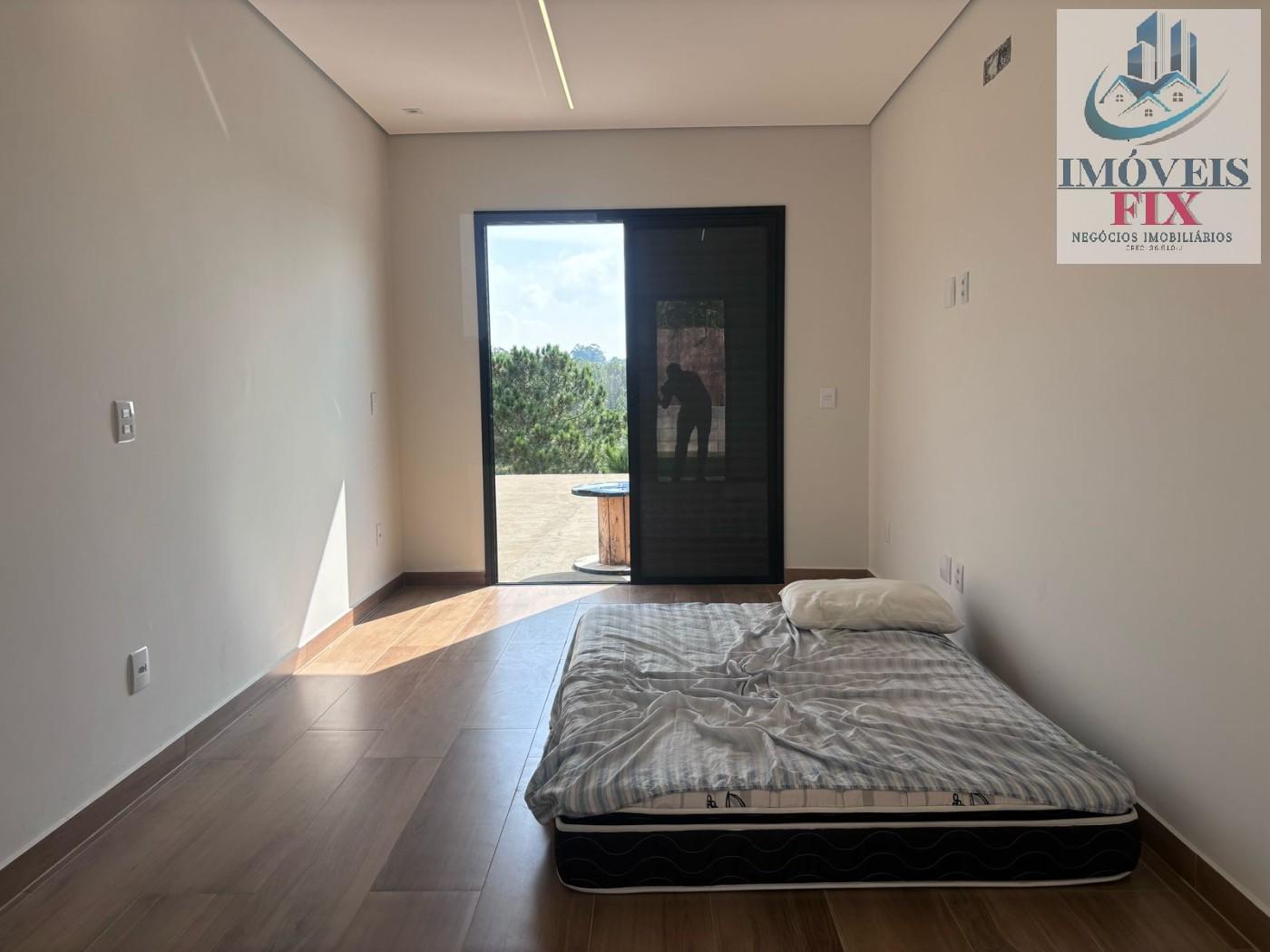 Casa de Condomínio à venda com 3 quartos, 250m² - Foto 24