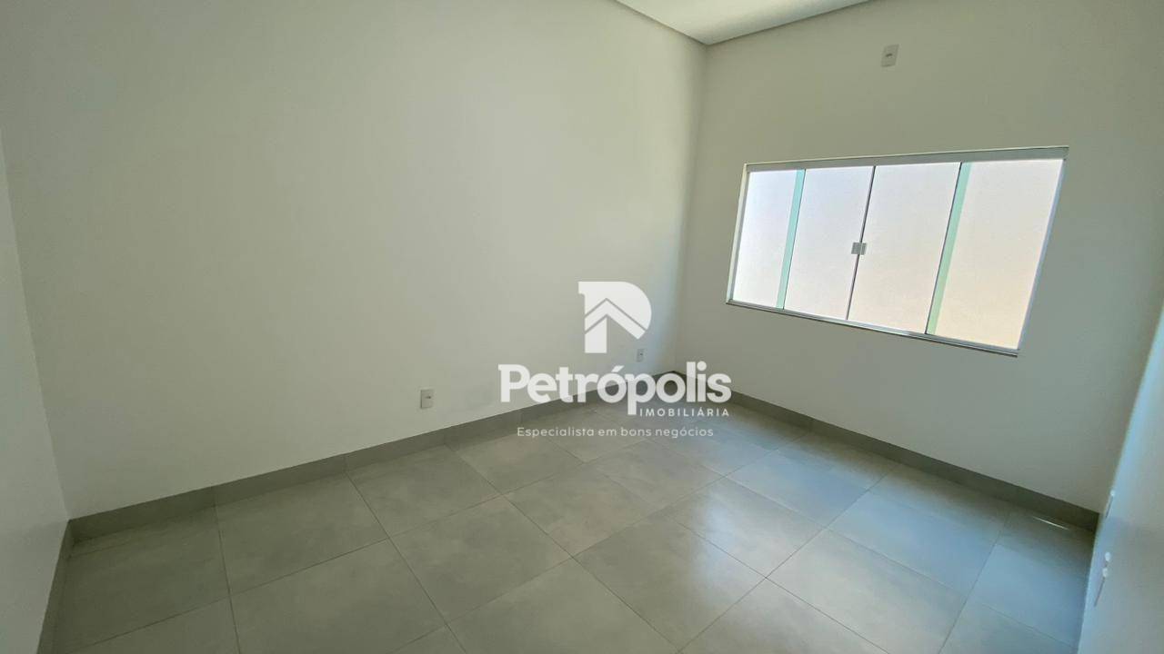 Casa à venda com 3 quartos, 119m² - Foto 7