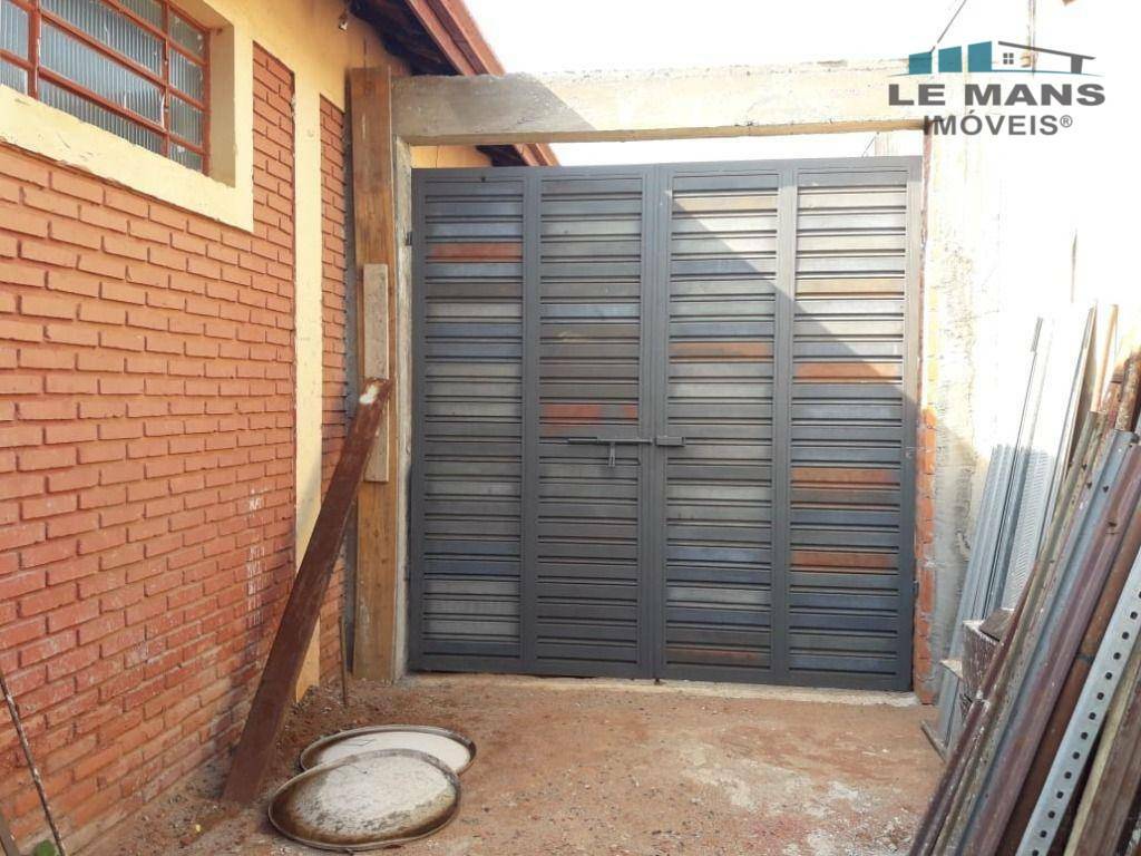 Casa à venda com 2 quartos, 140m² - Foto 3