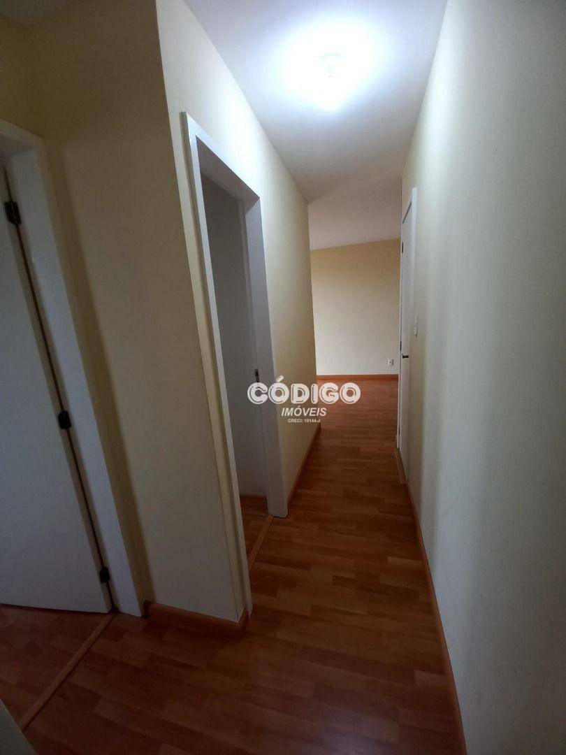 Apartamento à venda com 3 quartos, 64m² - Foto 3