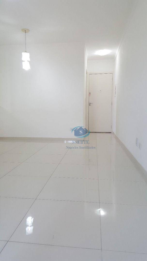 Apartamento à venda com 2 quartos, 68m² - Foto 22