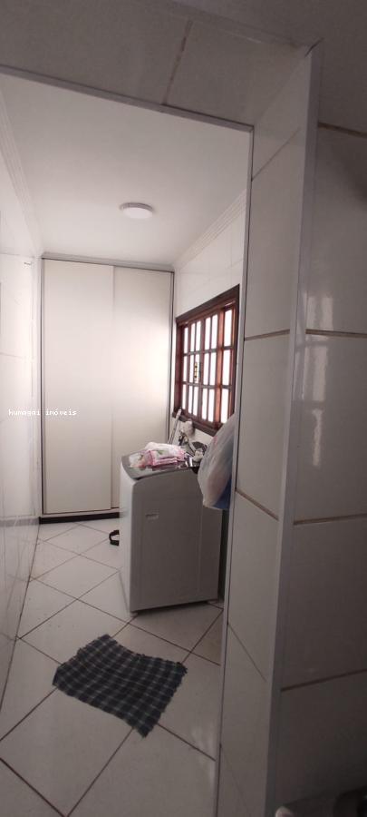 Casa à venda com 2 quartos, 300m² - Foto 3