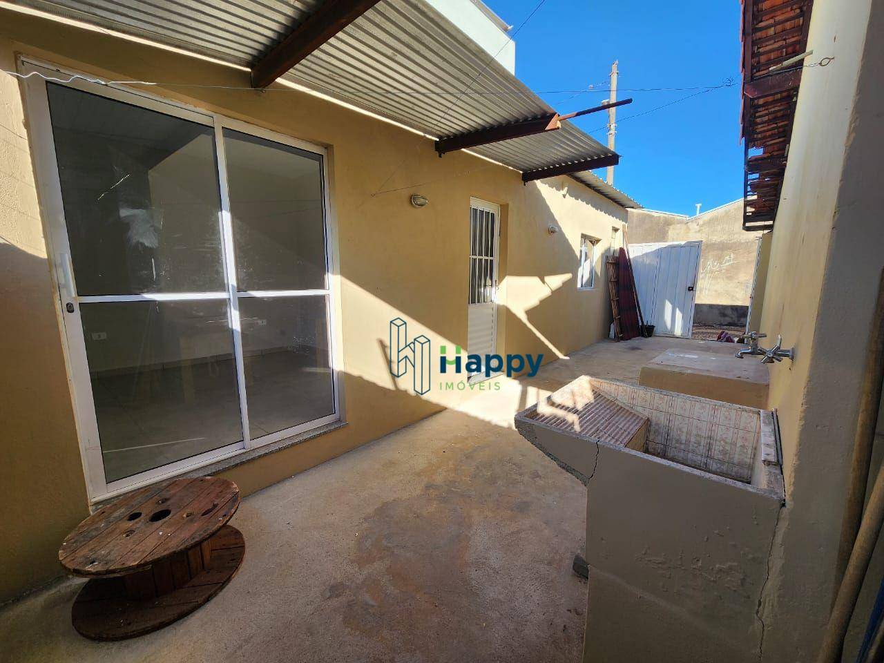 Casa para alugar com 1 quarto, 40m² - Foto 3