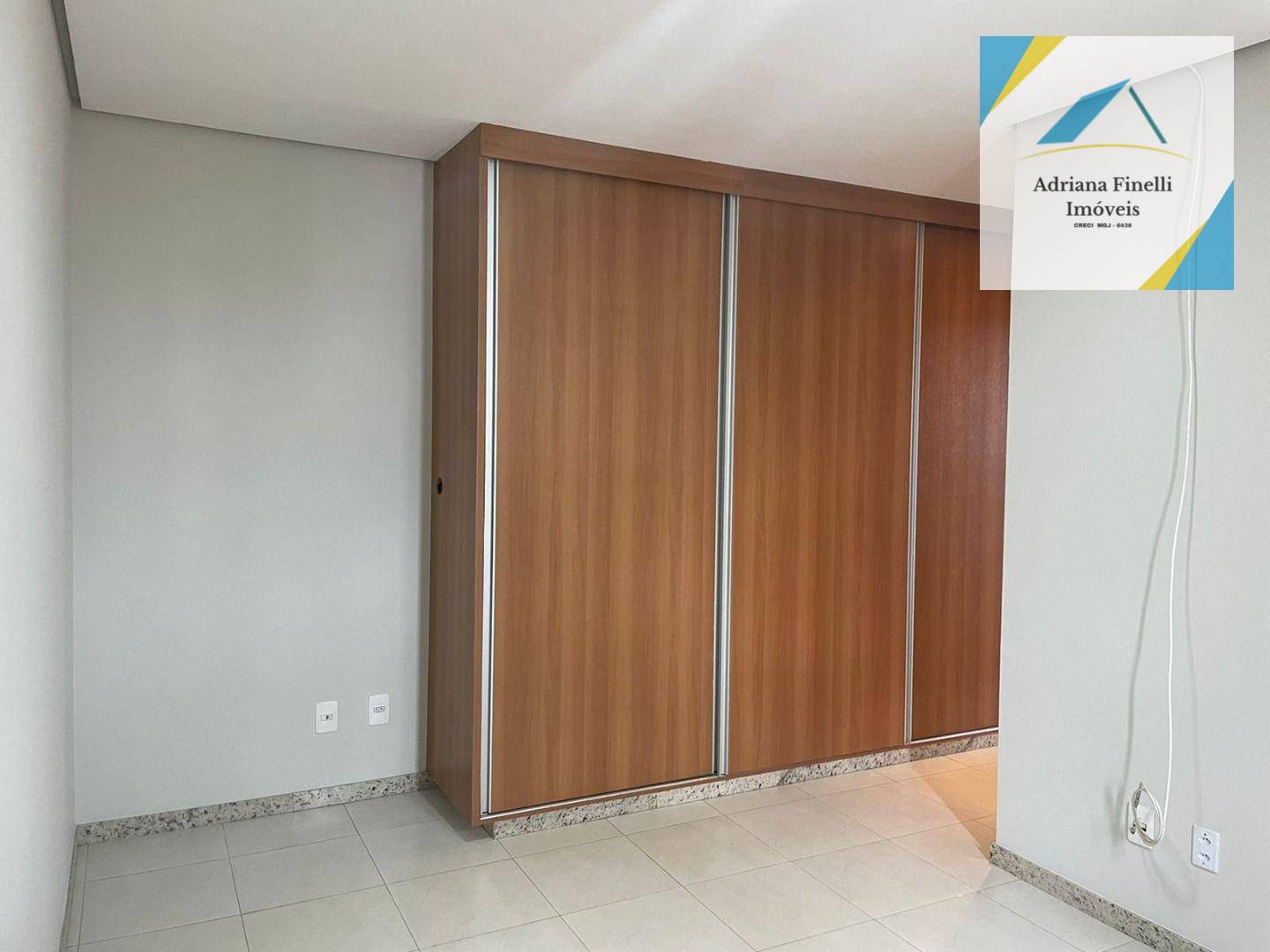 Apartamento à venda com 3 quartos, 82m² - Foto 9