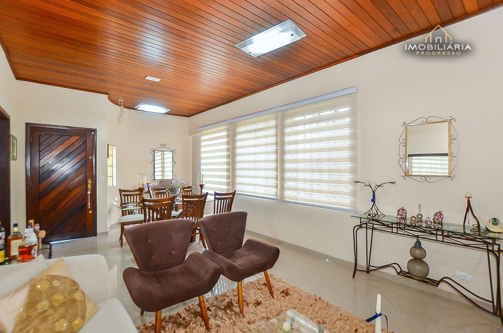 Casa para alugar com 3 quartos, 371m² - Foto 5