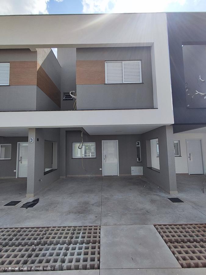 Casa de Condomínio à venda com 3 quartos, 110m² - Foto 2