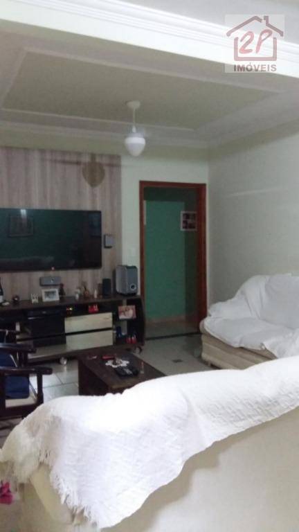Casa à venda com 3 quartos, 200m² - Foto 25