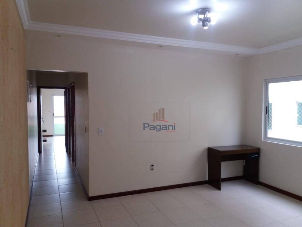 Apartamento à venda com 2 quartos, 85m² - Foto 15